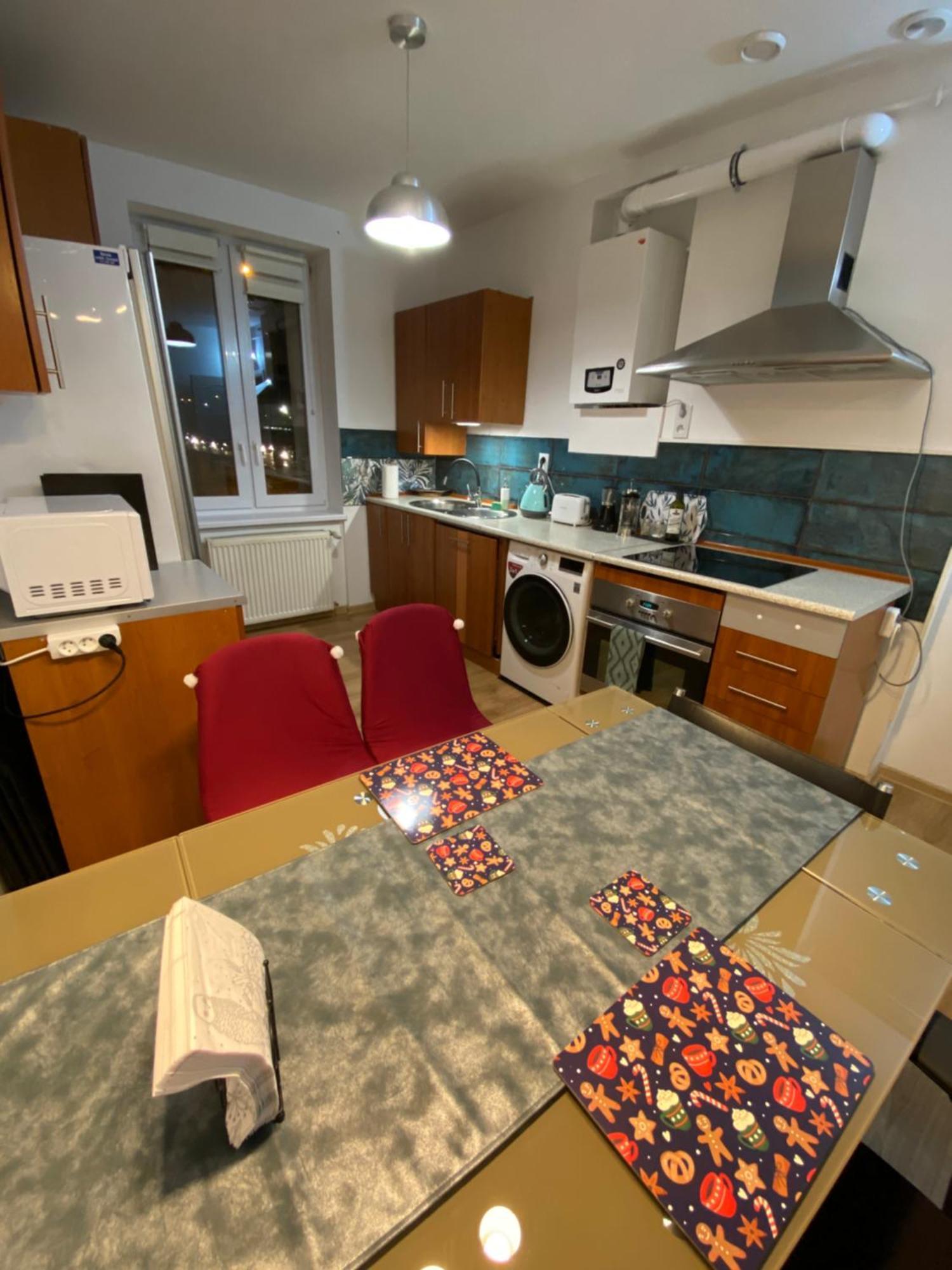 Apartament Czytelnia - Parking Gratis Poznań Zewnętrze zdjęcie